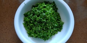 蒸面-胡萝卜叶的做法