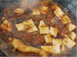 家常菜-鱼炖豆腐的做法