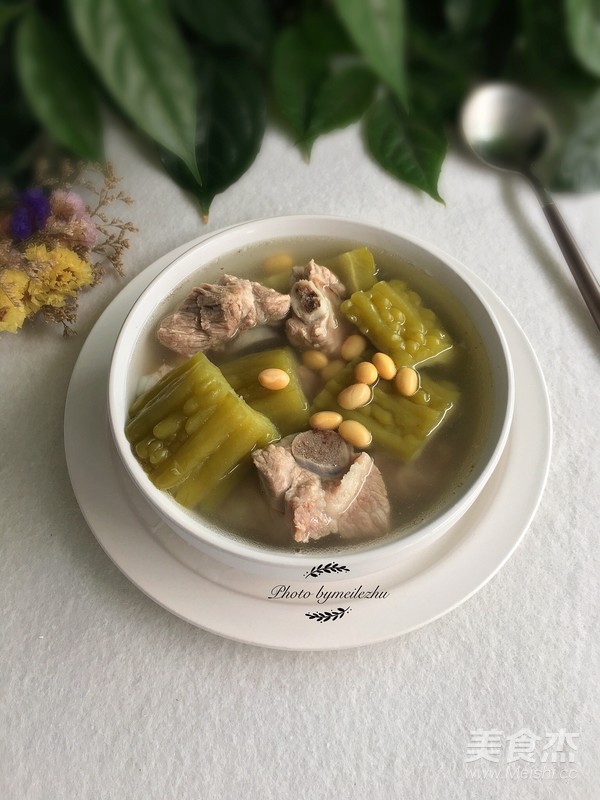 苦瓜黄豆排骨汤