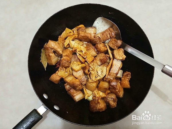 笋干烧肉的步骤