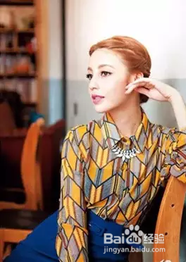 中短发这样打理,欧美明星范十足~