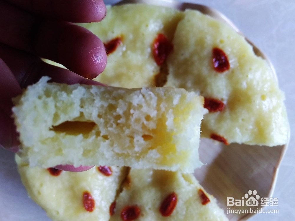 自做的酸甜菠萝松糕