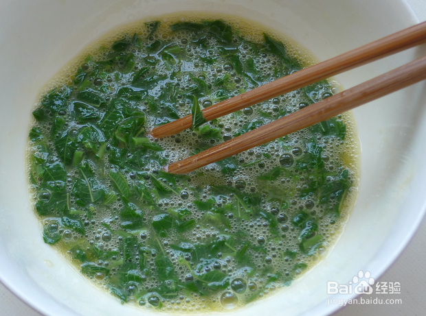 香椿炒鸡蛋的做法