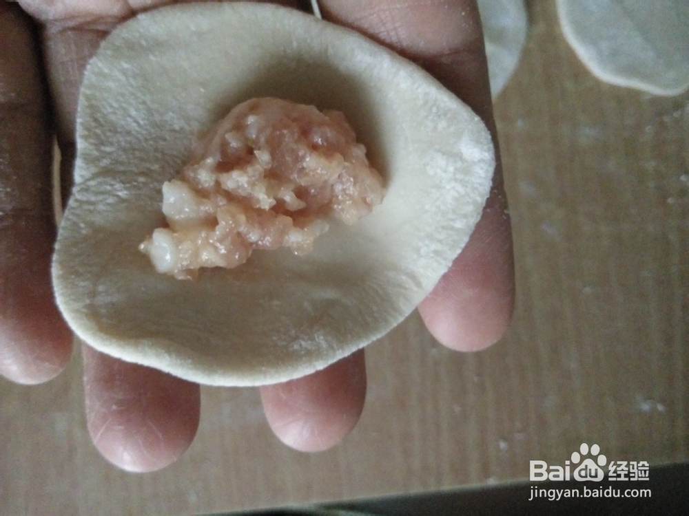 在家怎么包手工水饺子?手工水饺的简单做法