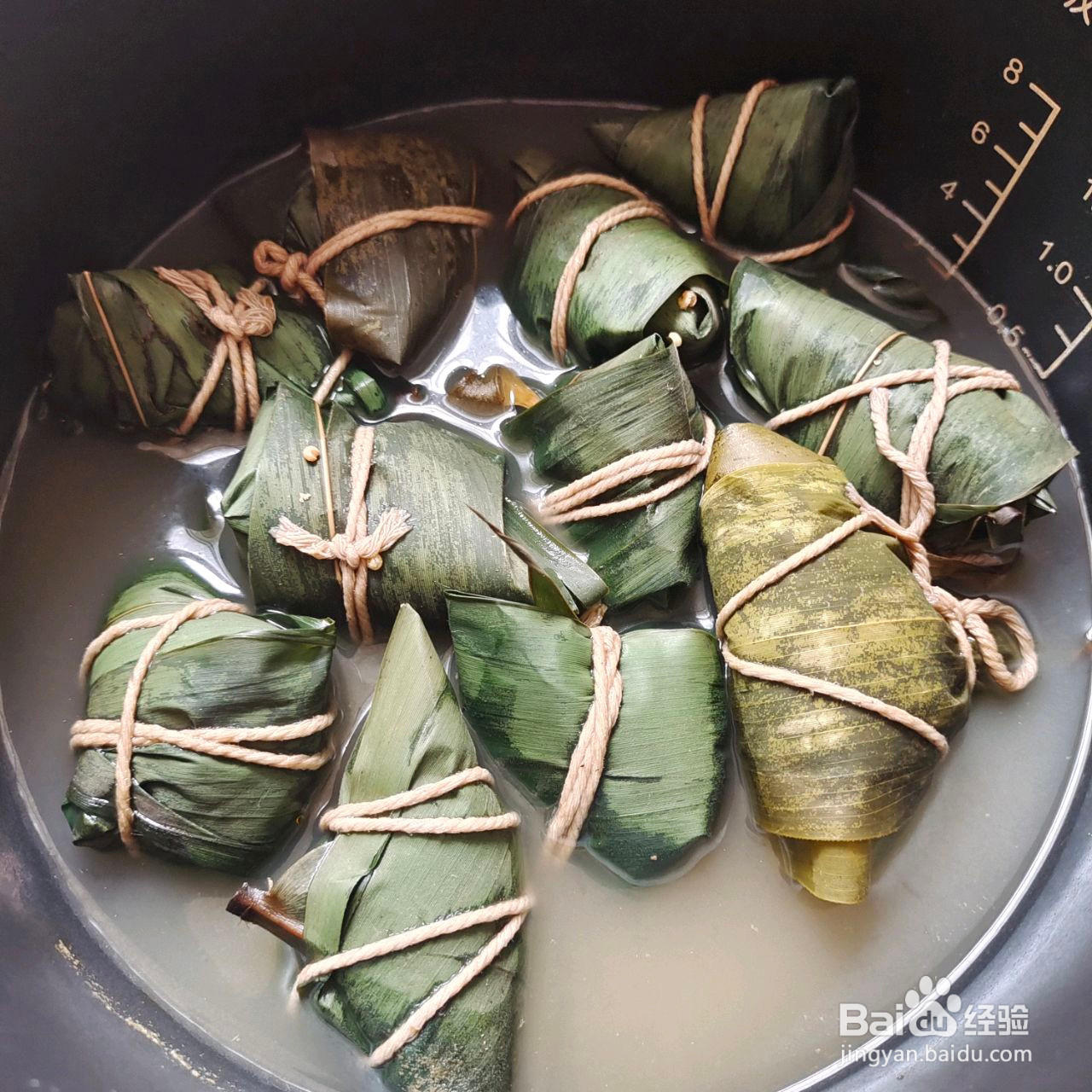 大黄米枣泥豆沙粽子的做法