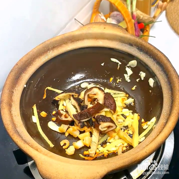 春菜排骨煲的潮汕做法窍门