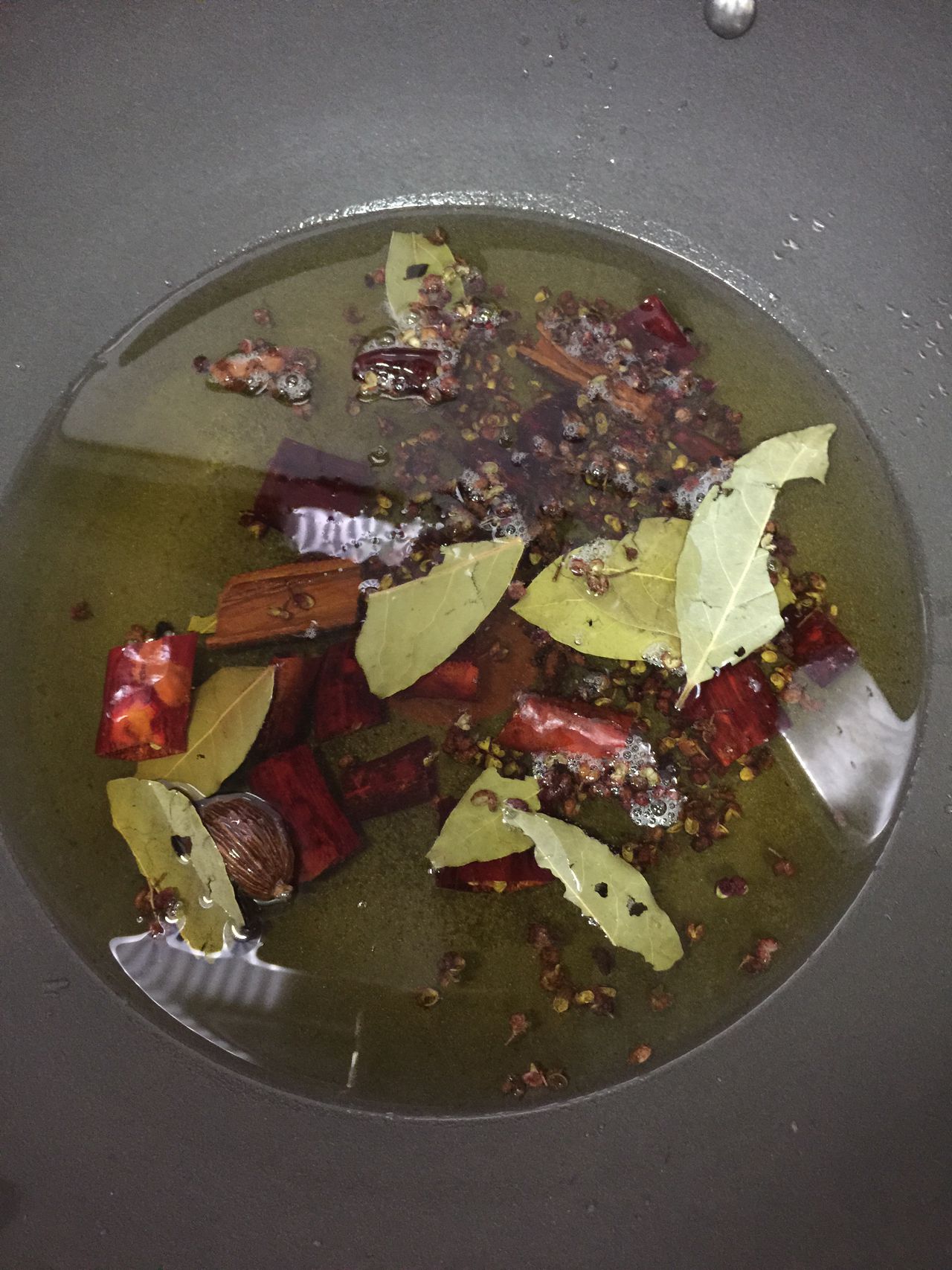 麻辣葱油拌面超级好吃,不会做我来教你