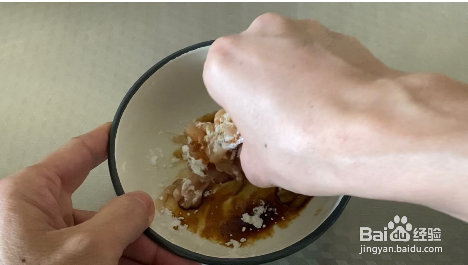 鸡胸肉炒豆角丝的做法