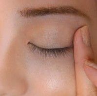 下垂眼角妆容怎么化使双眼萌动而有神