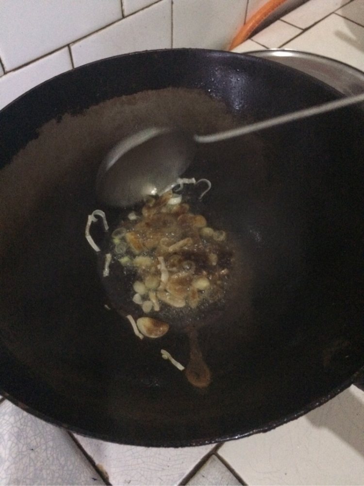 油而不腻的爆炒肥肠！