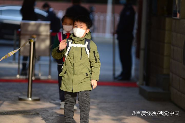 一年级学生上课不听讲有什么好方法