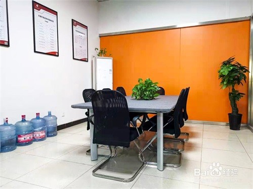 开汽车美容店挣钱吗