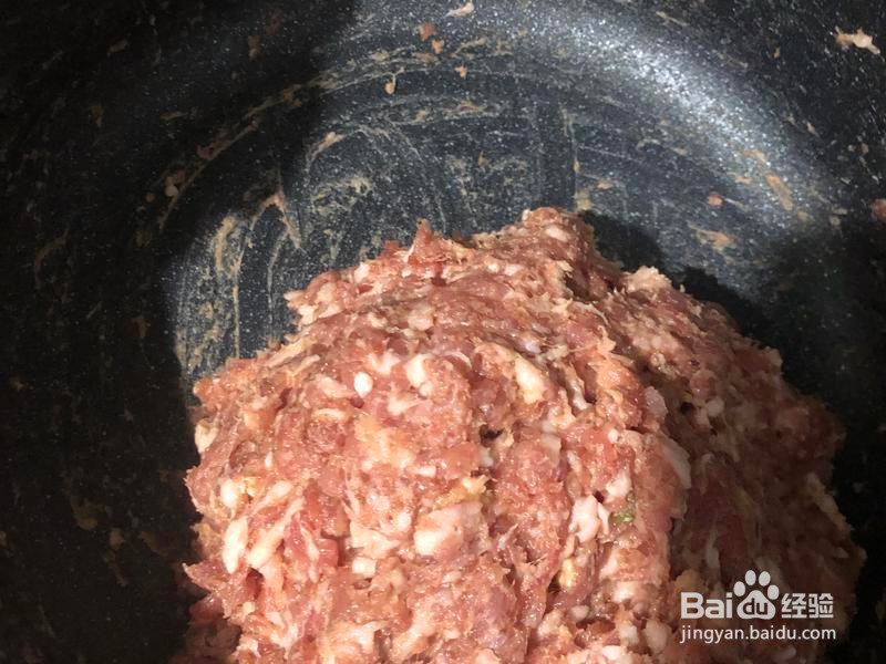 林记酒楼狮子头烤肠的做法