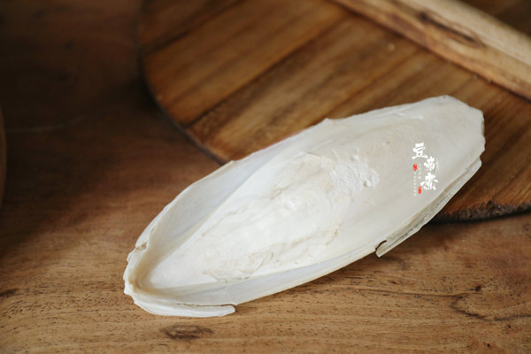 墨鱼螵蛸猪尾汤