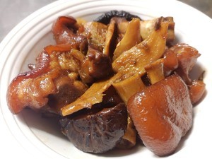 家庭版红烧猪蹄