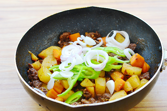 泰式红咖喱牛肉