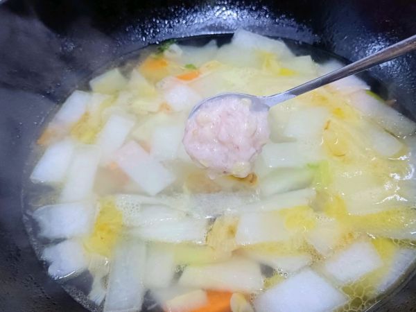 冬瓜虾滑丸子汤