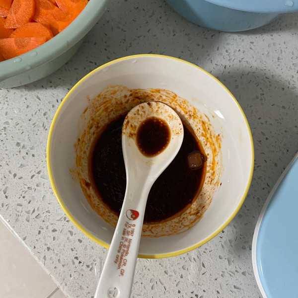 土豆片炒胡萝卜