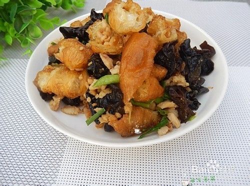 经典味美：肉末油条