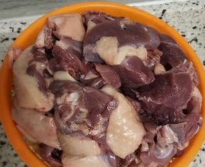 辣菜爆炒鸭肉