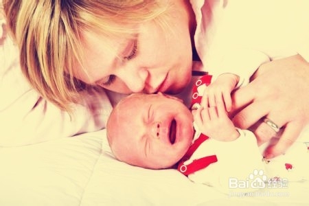 出生1周的婴儿经常哭闹,怎么办呢?