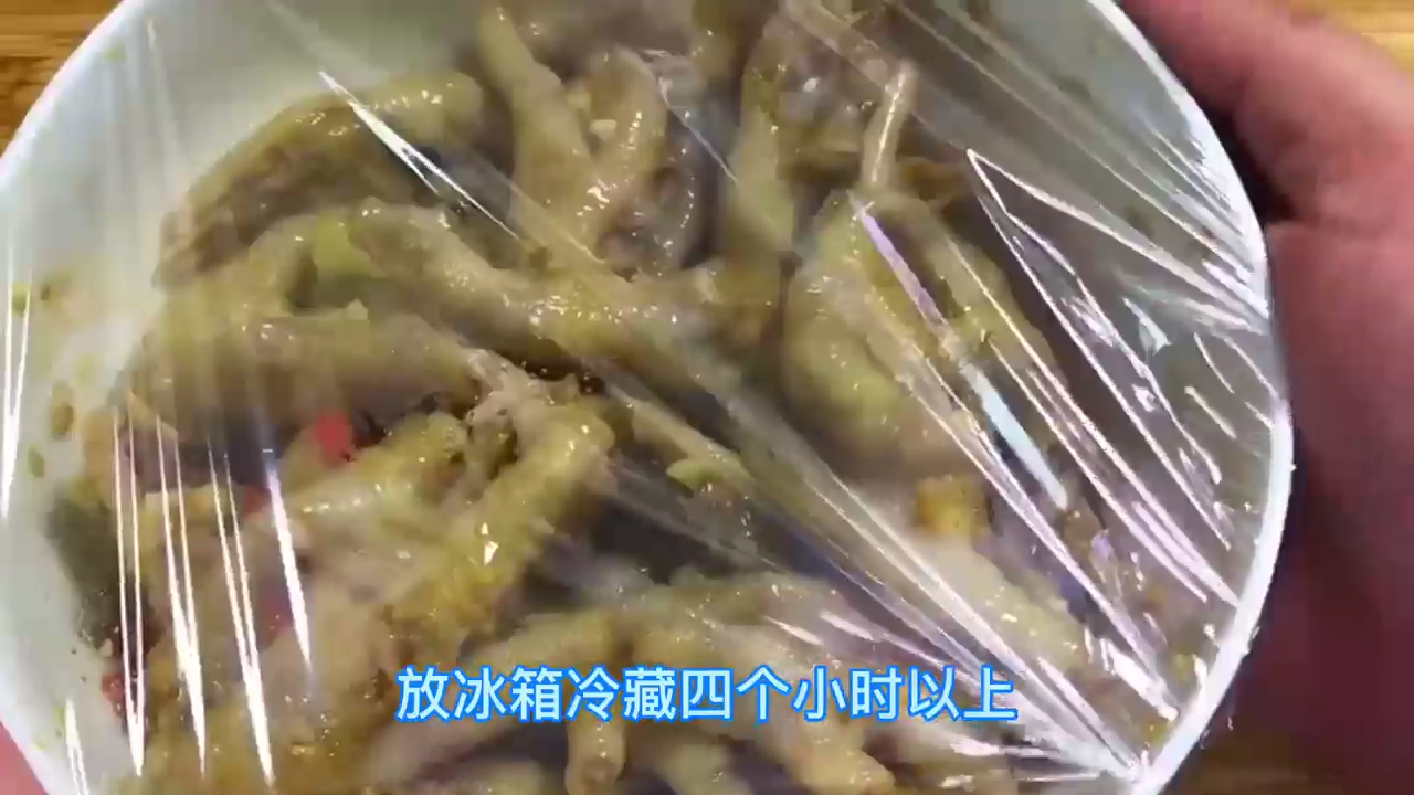 怎样做蒜香凤爪？