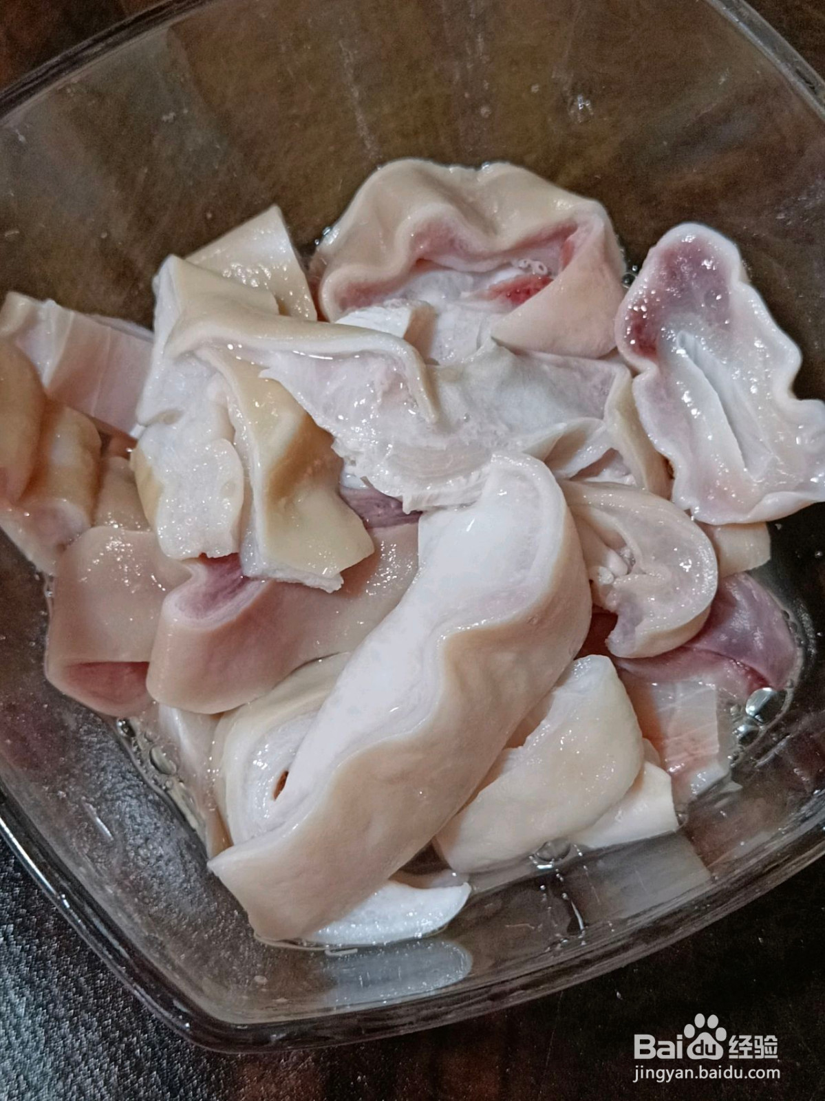 酱香浓郁酱爆鱼肚的做法