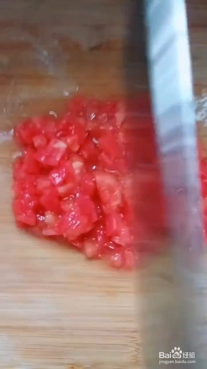 如何制作西红柿面饼卷