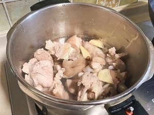 红烧猪蹄的做法