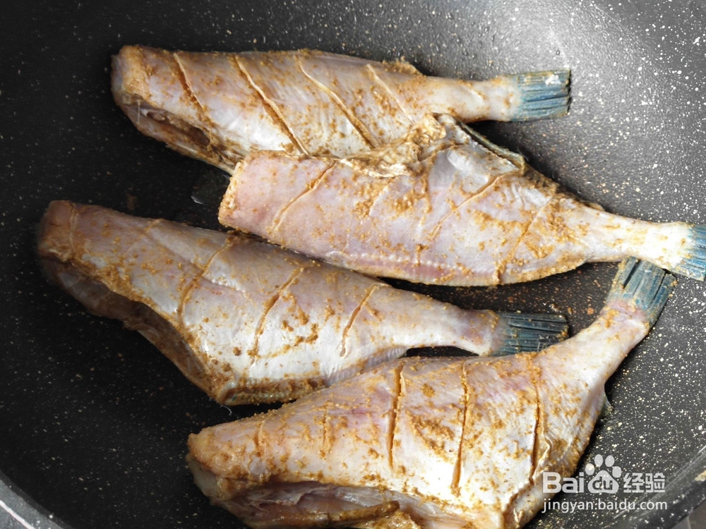 如何制作香煎扒皮鱼