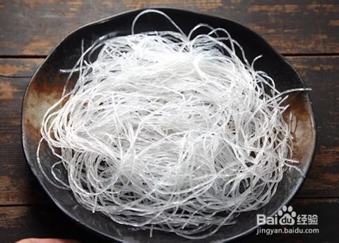 蒜茸鲜虾蒸米粉