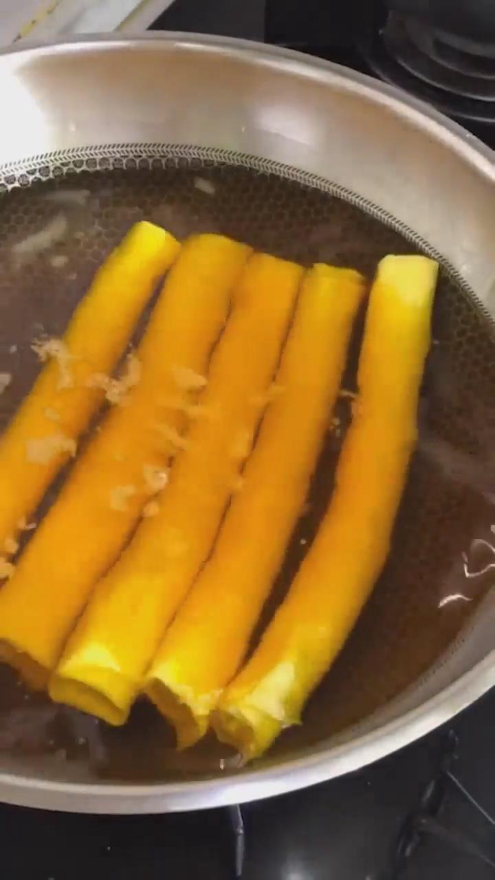 油炸猪肉卷怎么做？