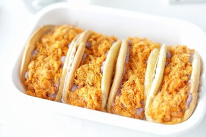 芋泥肉松抱抱卷的做法