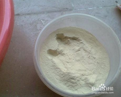 水库钓鲫鱼饵料技巧！水库鱼获18斤！方法很简单