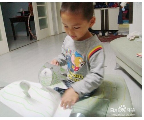 怎样帮助宝宝处理感到害怕的几件事？