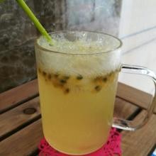 大受欢迎的特制蜂蜜柠檬水的做法