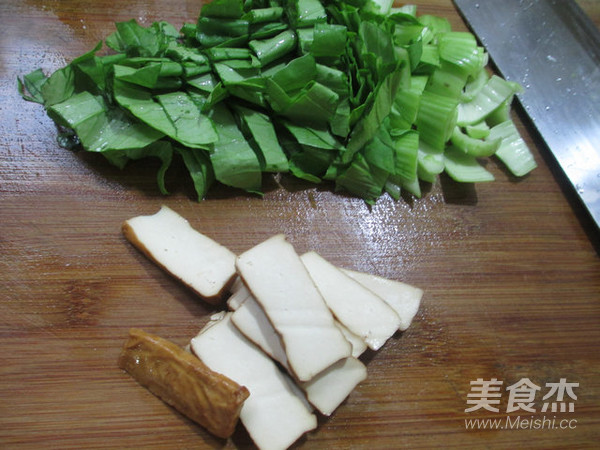 香干青菜年糕汤