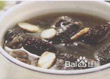 参麦黑枣乌鸡汤的做法