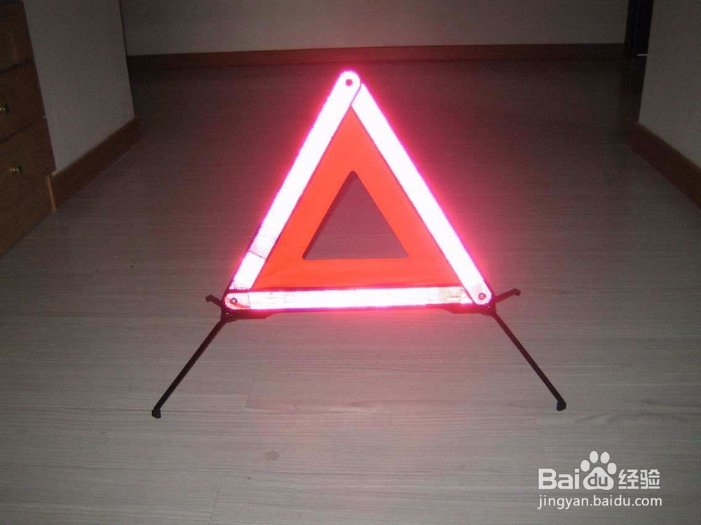 怎么更换汽车备胎