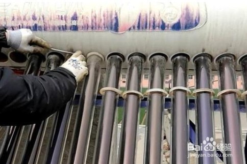 如何清洗太阳能热水器水垢？