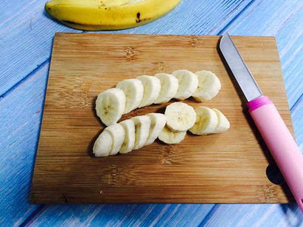 香蕉牛油果奶昔