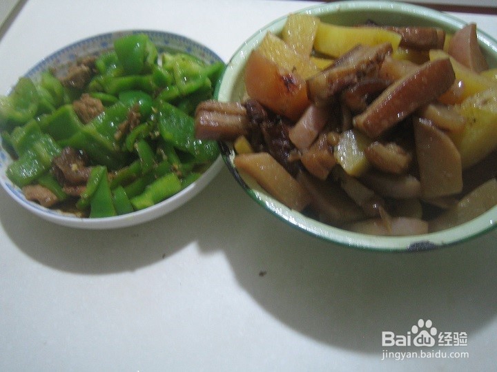老年人怎样用数码相机拍出清晰的菜肴画面