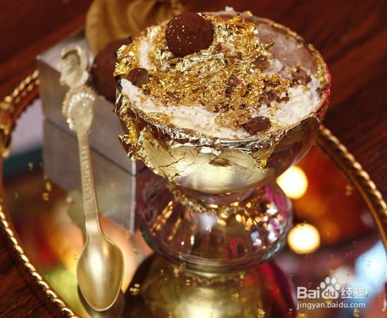 土豪们的奢华黄金美食