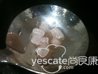 滋阴润肺美肤祛斑抗衰美人必食红枣红豆银耳羹