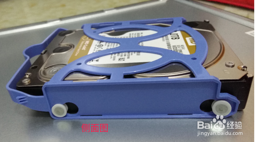 拯救者刃7000怎么加机械硬盘