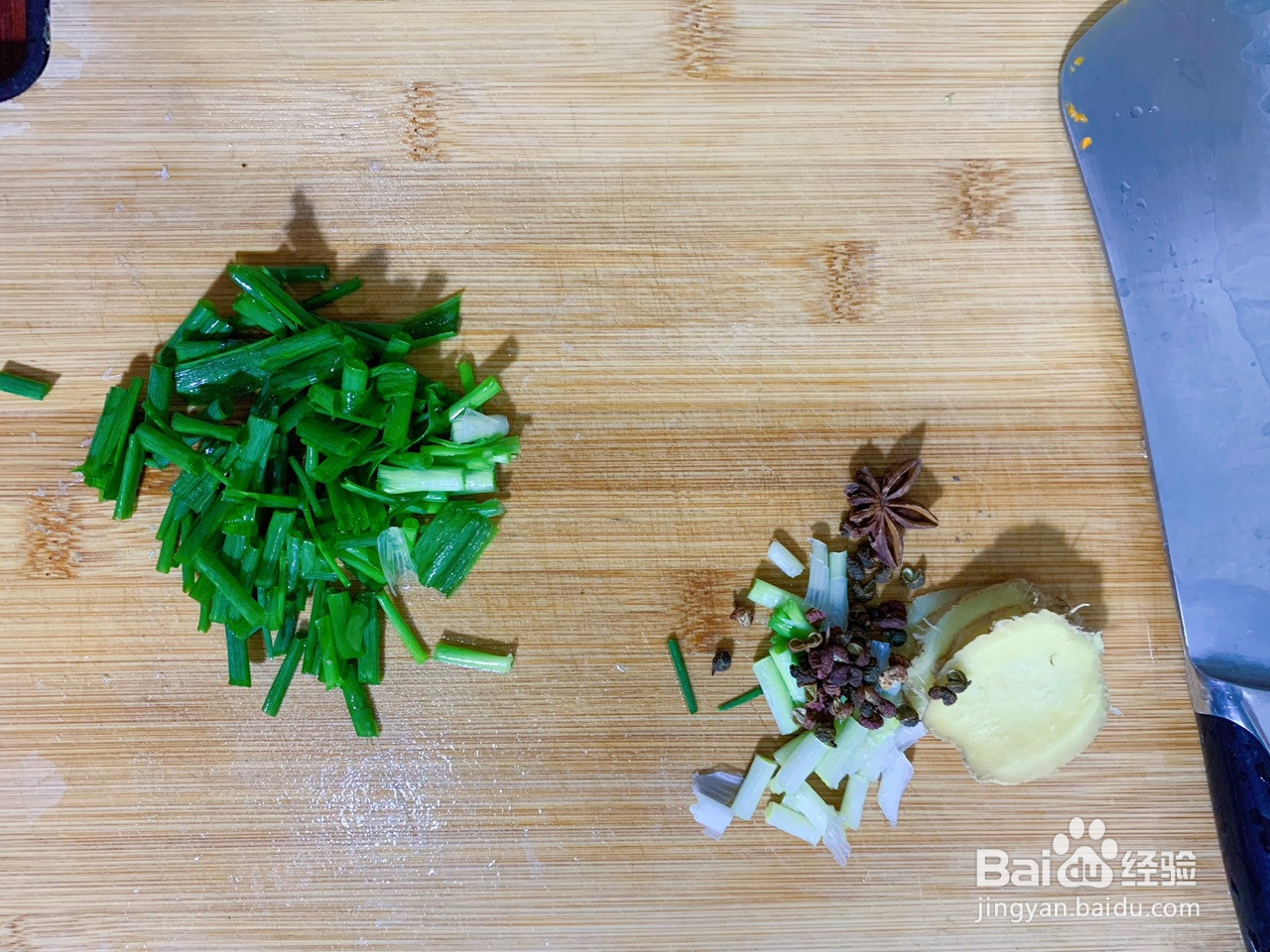 不粘皮的红烧鲫鱼的做法