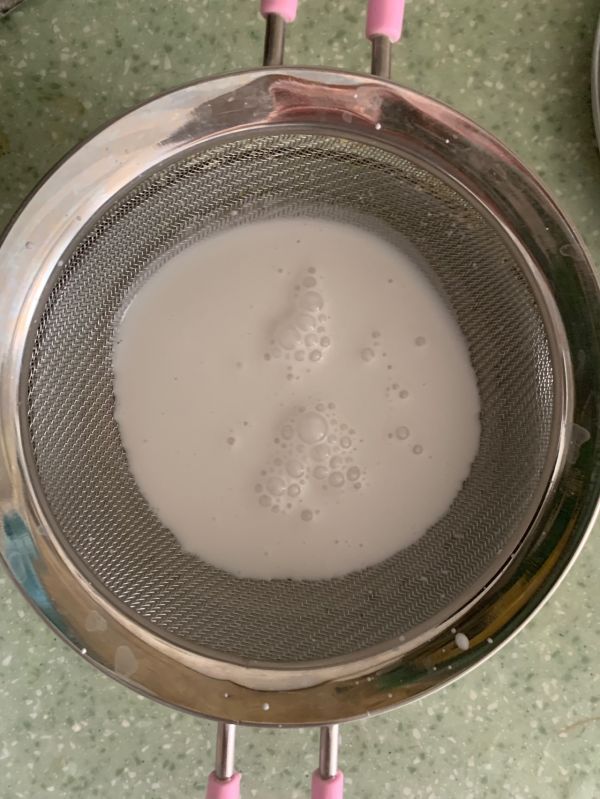 芒果椰浆千层糕