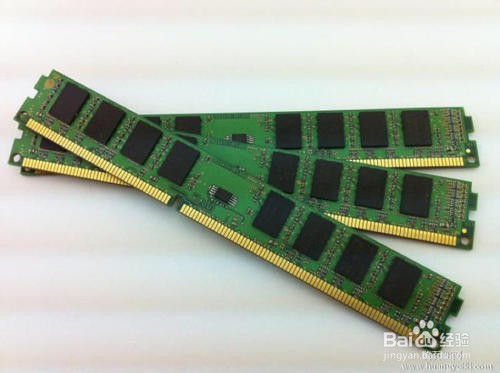 电脑主机内部组件主要有哪些？