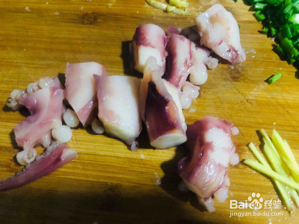 青椒炒鱿鱼的制作方法