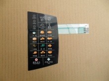 海尔微波炉玻璃面板拆卸方法?